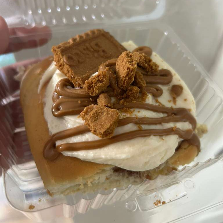 Biscoff Roll - Lotus Cookie Butter Cinnamon Roll | Maria Lupita Bakery