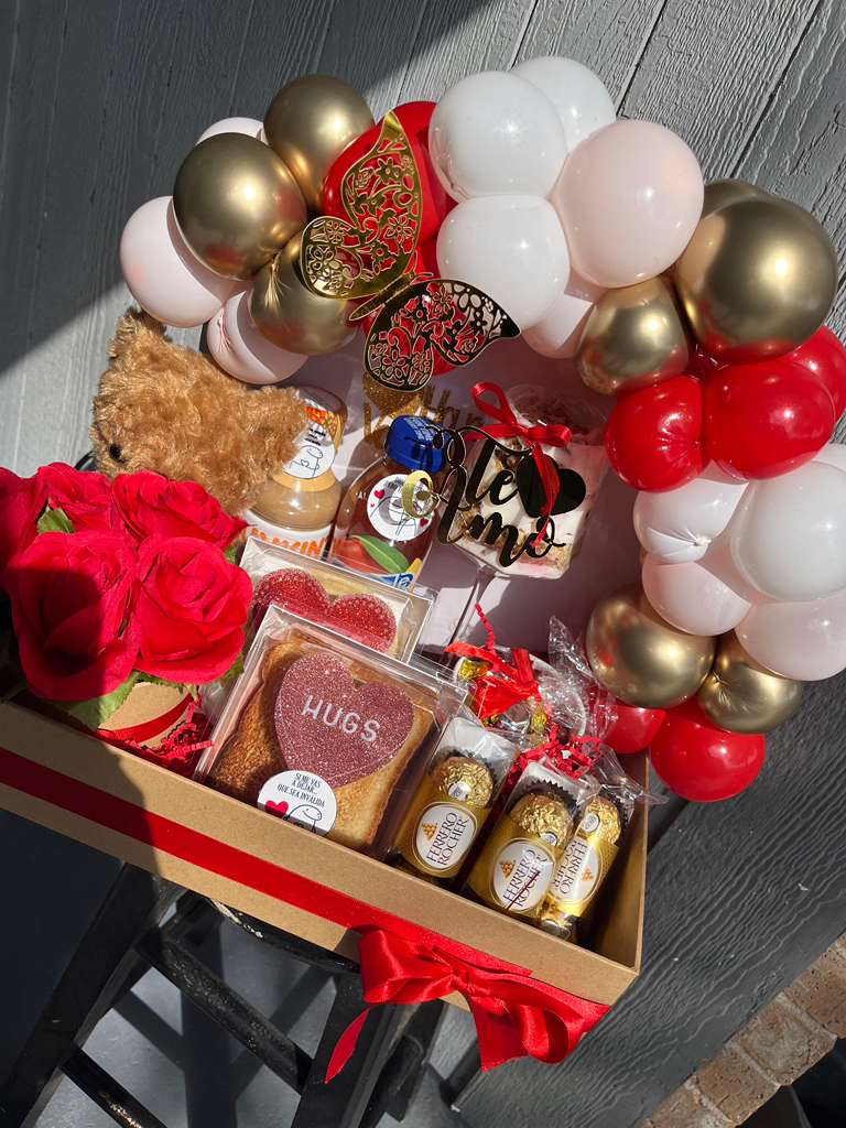 Classic Surprise Breakfast Box | Maria Lupita Bakery