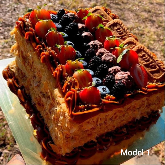 Mil Hojas Cake (Serves 6–8) | Maria Lupita Bakery