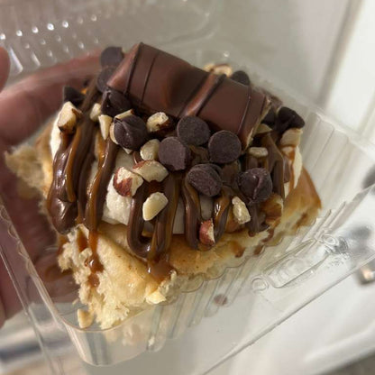 Nutella Roll - Kinder Bueno & Hazelnut | Maria Lupita Bakery
